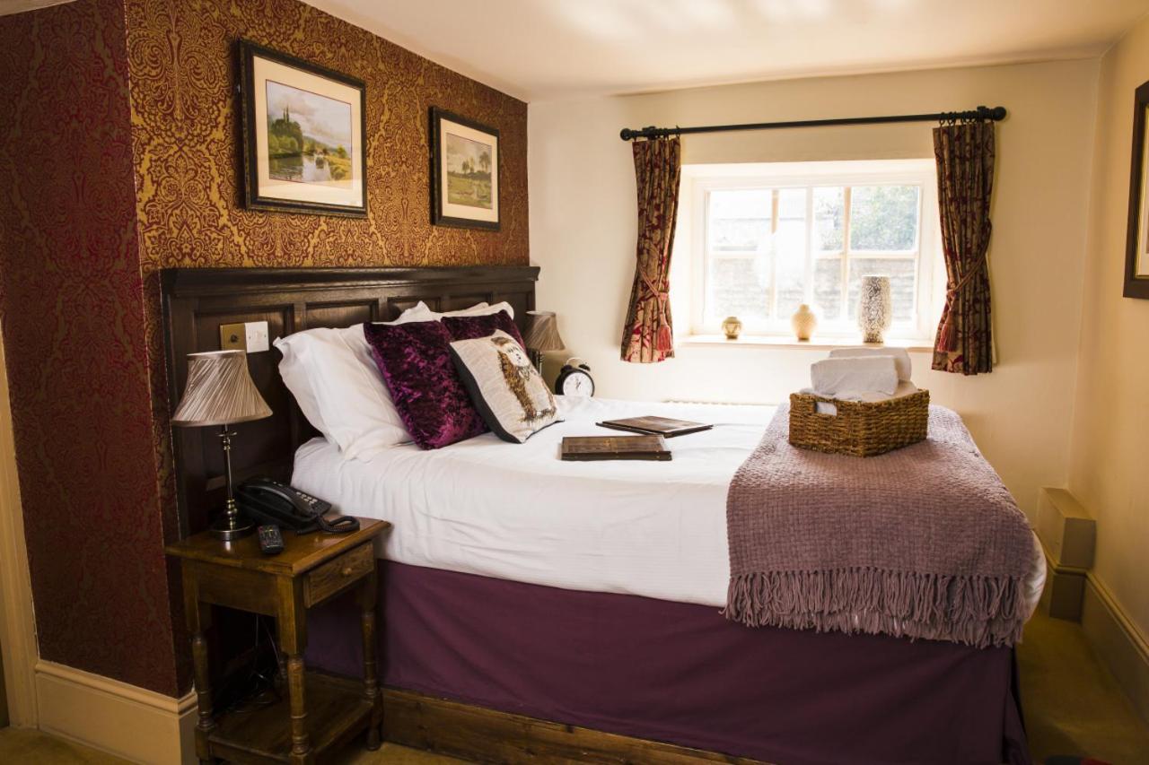 Hotel The Crown At Marnhull à Sturminster Newton Chambre photo